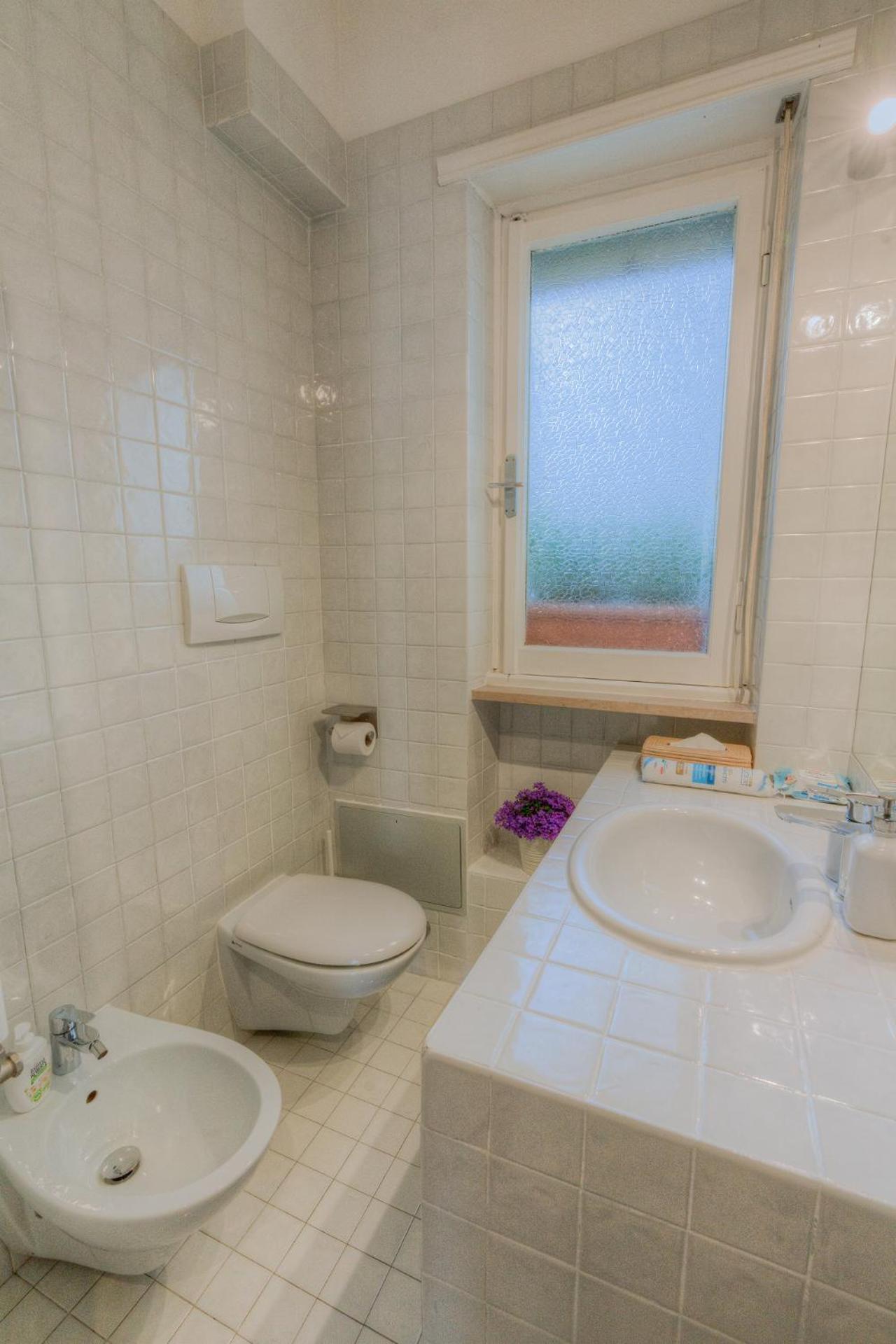 La Casa Sul Mare Bed and Breakfast Civitavecchia Værelse billede