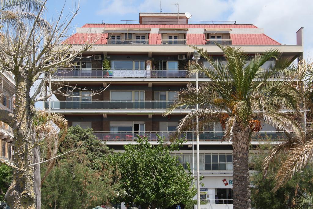 La Casa Sul Mare Bed and Breakfast Civitavecchia Eksteriør billede